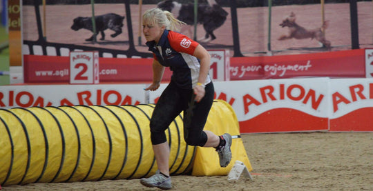 DOG Streamz advanced magnetic dog collars endorsed by Sam and agility handler Stacey Irwin